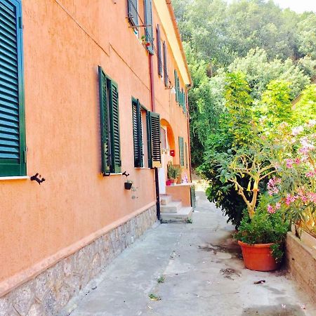 Casa Lividonia Lägenhet Porto Santo Stefano  Exteriör bild