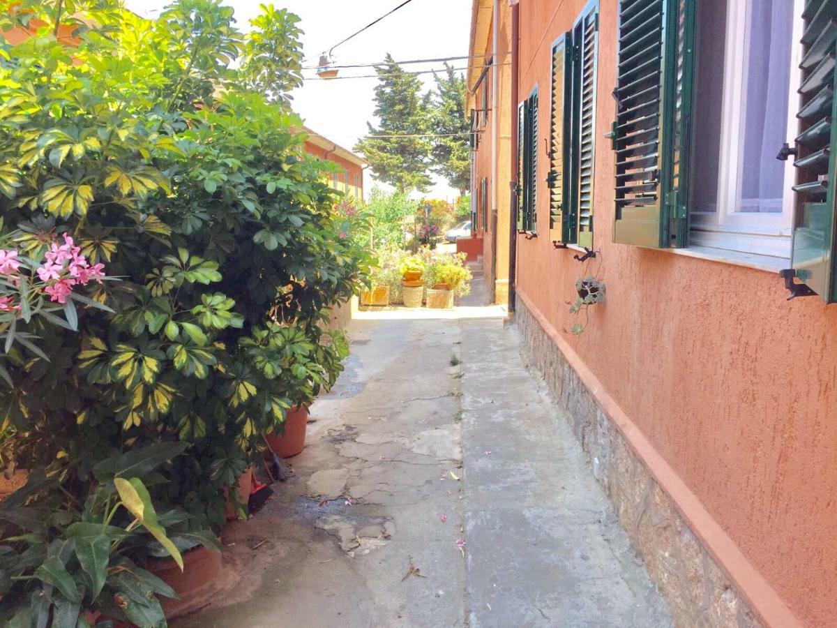Casa Lividonia Lägenhet Porto Santo Stefano  Exteriör bild