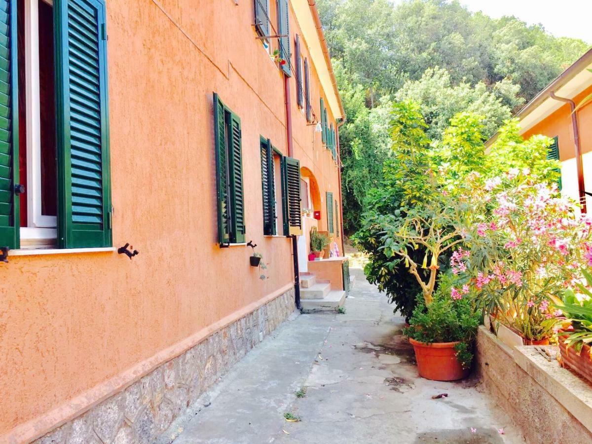 Casa Lividonia Lägenhet Porto Santo Stefano  Exteriör bild